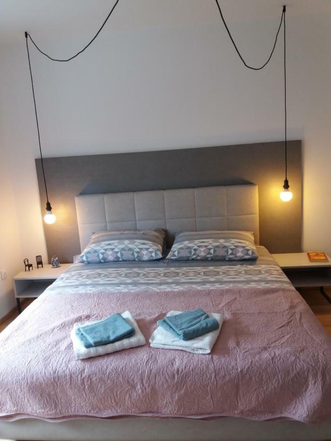 Lola App In City Center, 4+1 Pax Πούλα Εξωτερικό φωτογραφία