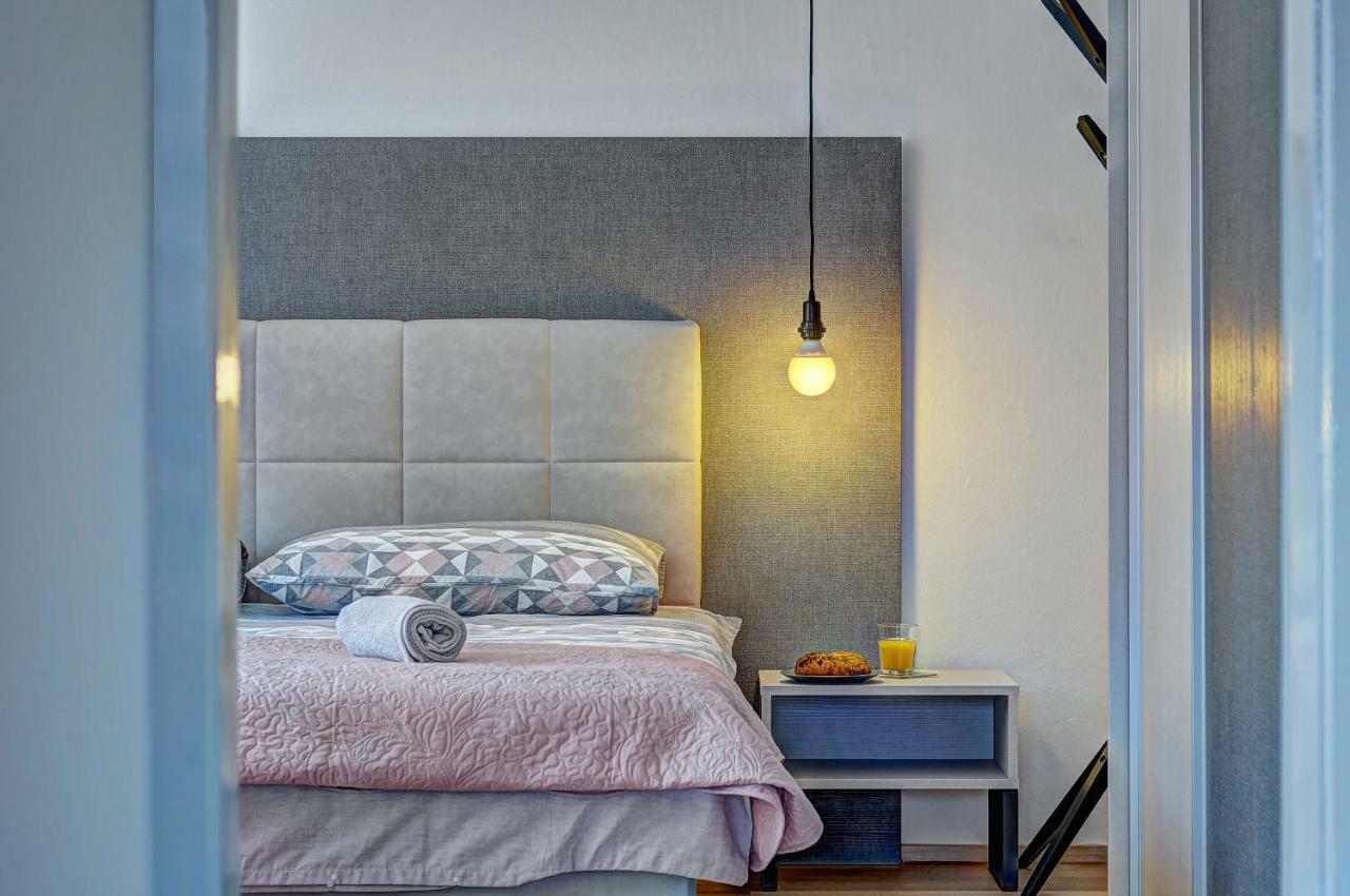 Lola App In City Center, 4+1 Pax Πούλα Εξωτερικό φωτογραφία